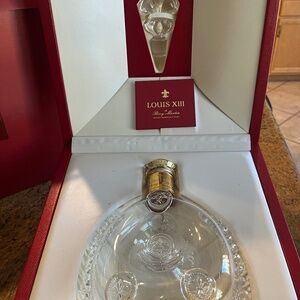 Louis VIII bottle and case